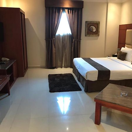 Nawara Furnished Units - Al Aziziyah Apartment ริยาดห์ ภายนอก รูปภาพ